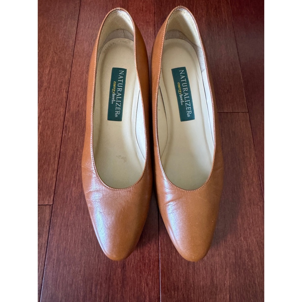 Naturalizer Energy Heel Tan Brown Leather Block Heel Pumps Size 9N Brazil